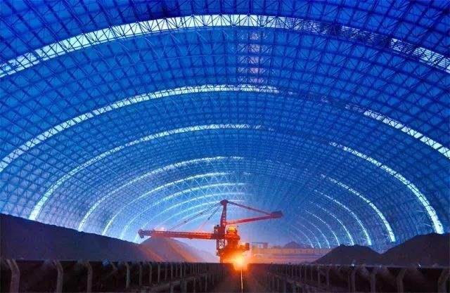 东台亿优钢构工程师为您解析原料场封闭技术的特点和类型